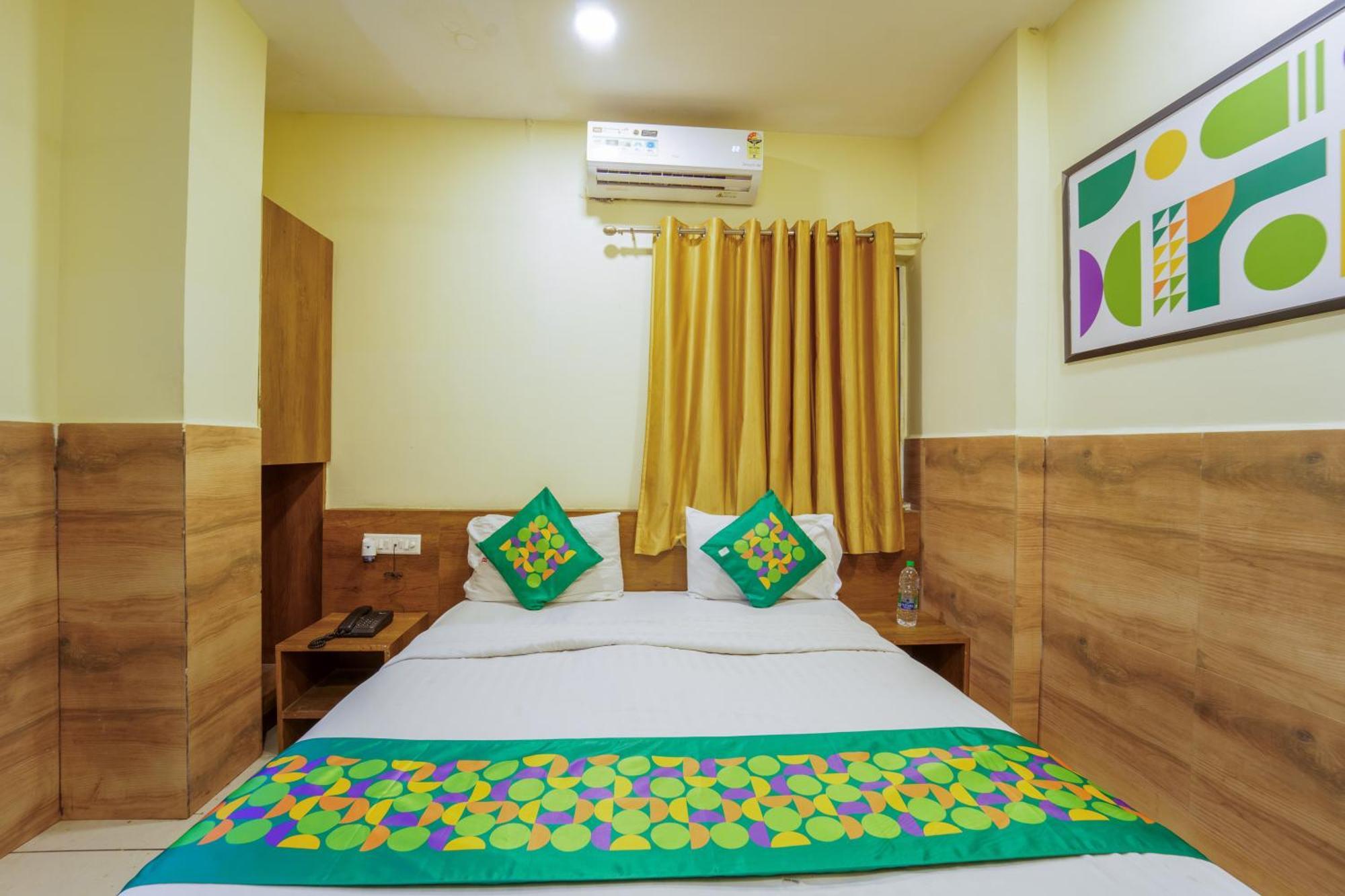 Treebo Royal Empire Indore Exterior photo